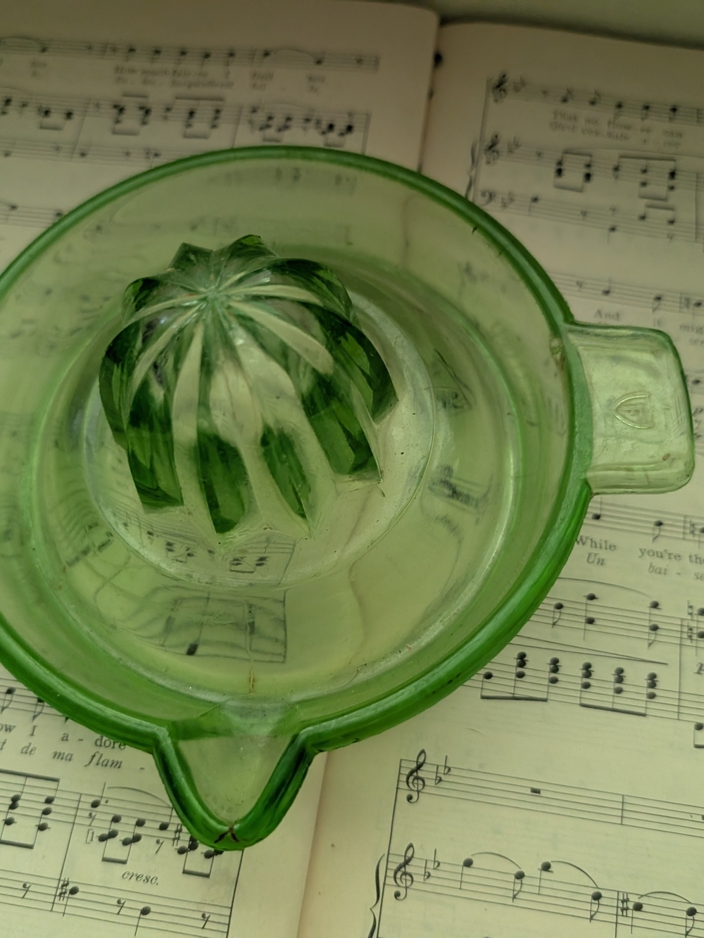 Uranium Green Glass Citrus Juicer - Vintage Federal Glass